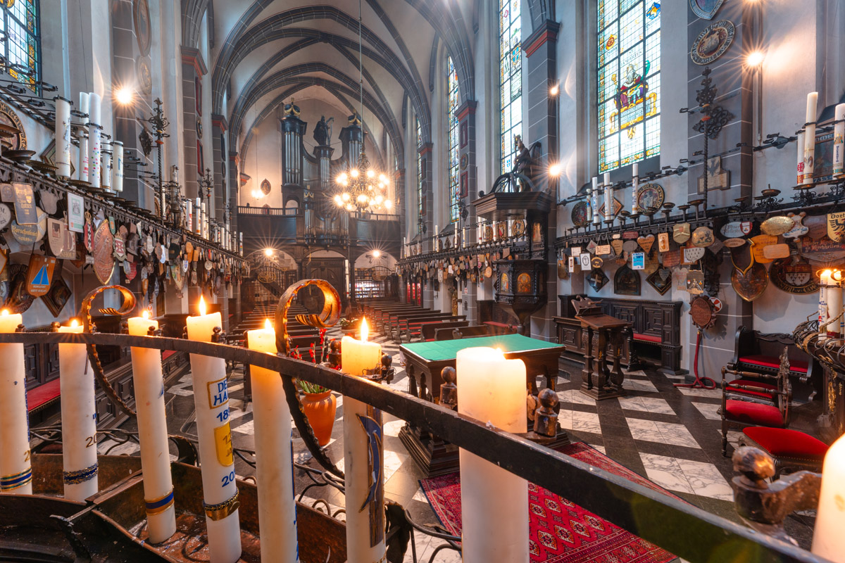 Interieur van de Kaarsenkapel van Kevelaer